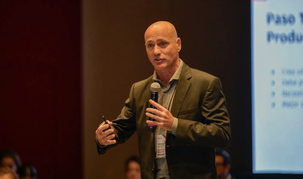 Jordi Torras keynote at CINNED on AI and entrepreneurship